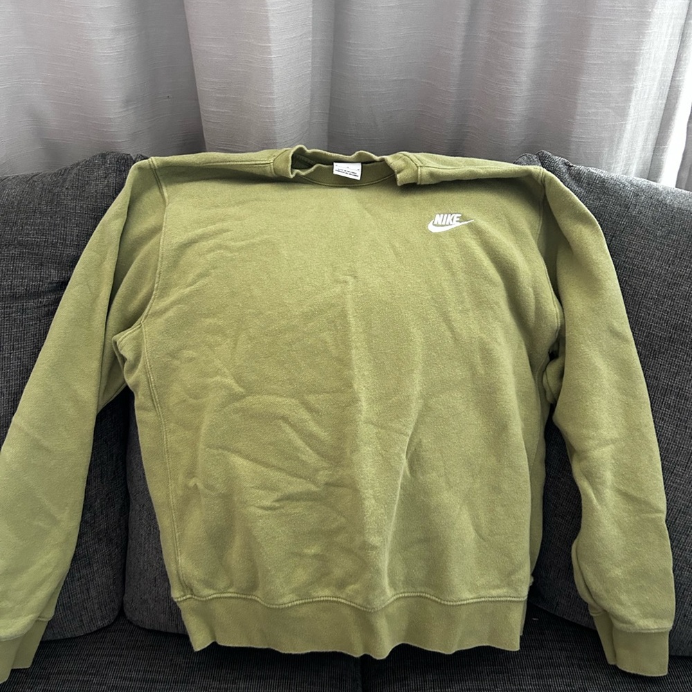 green nike crewneck- size small
